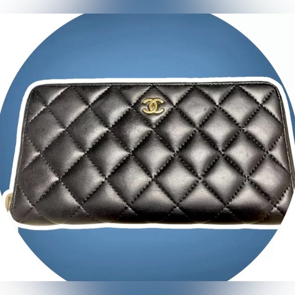 Chanel Matelasse Quilted Lambskin Zip around long Wallet & Box EUC - Picture 15 of 15